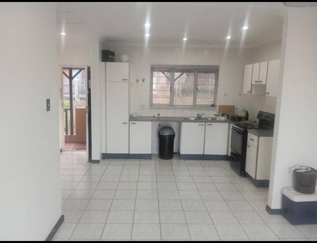 1 BEDROOM APARTMENT FOR SALE IN CARRINGTON HEIGHTS